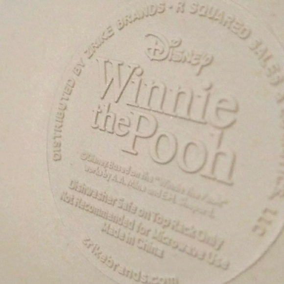 Disney Winnie the Pooh Christmas Plate & Bowl Set - Picture 4 of 4